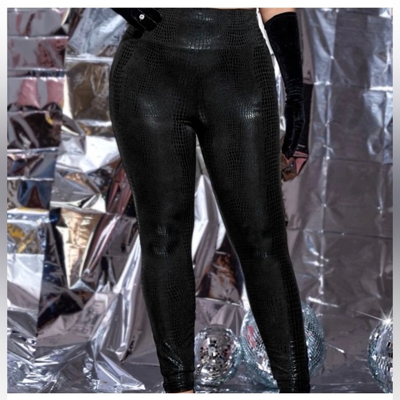 NWOT Shein Crocodile Print Leggings Black Size 3X - Picture 4 of 10